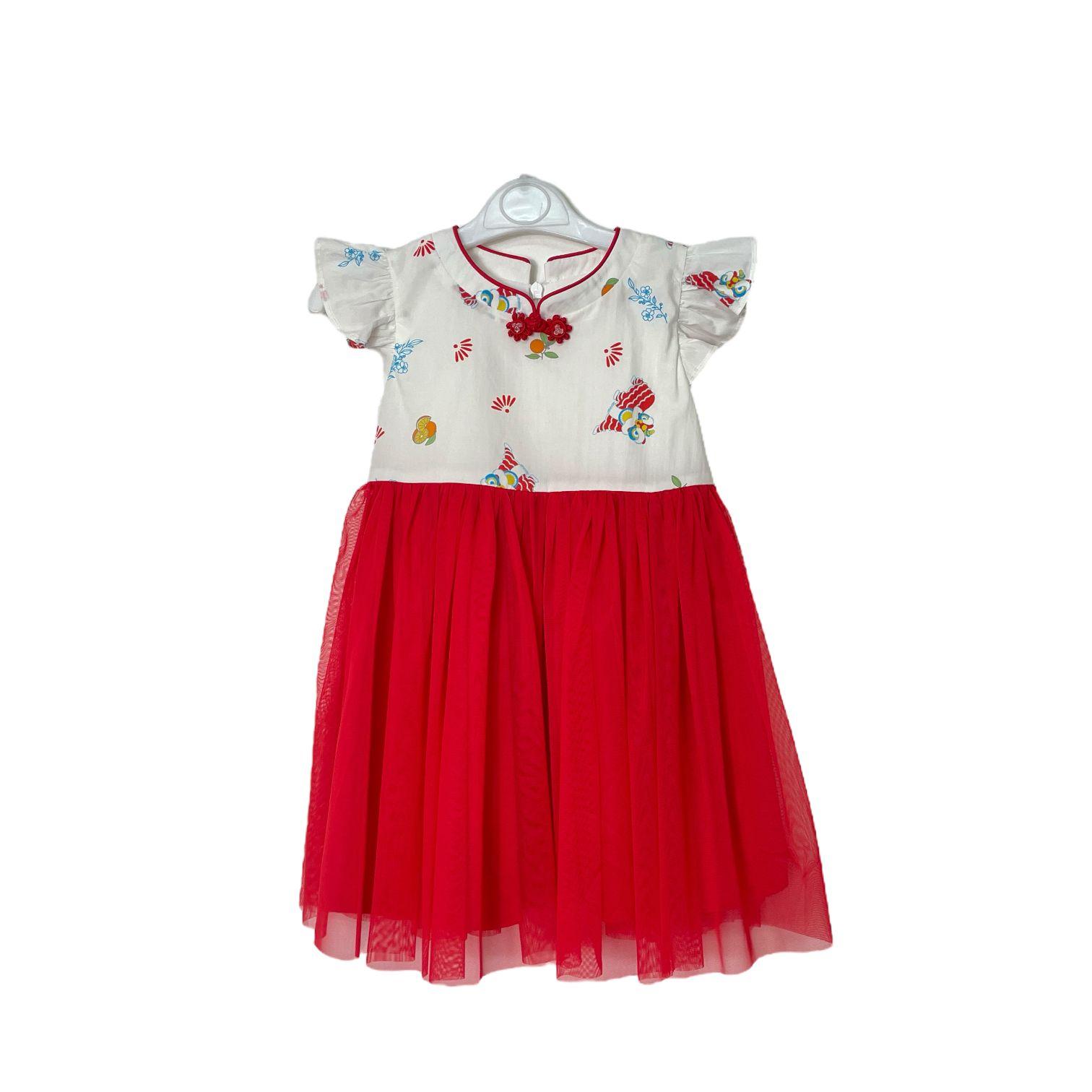 Reference photo of a white and red dress